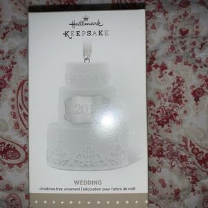 Hallmark wedding cake Christmas ornament 2015